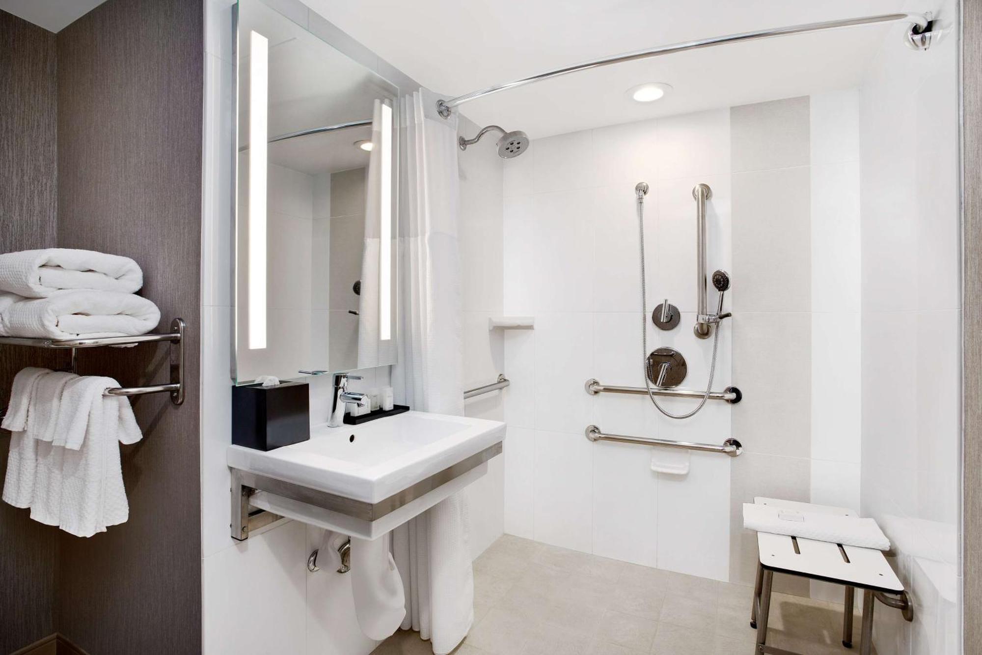 Embassy Suites By Hilton Orlando International Drive Convention Center Williamsburg Экстерьер фото