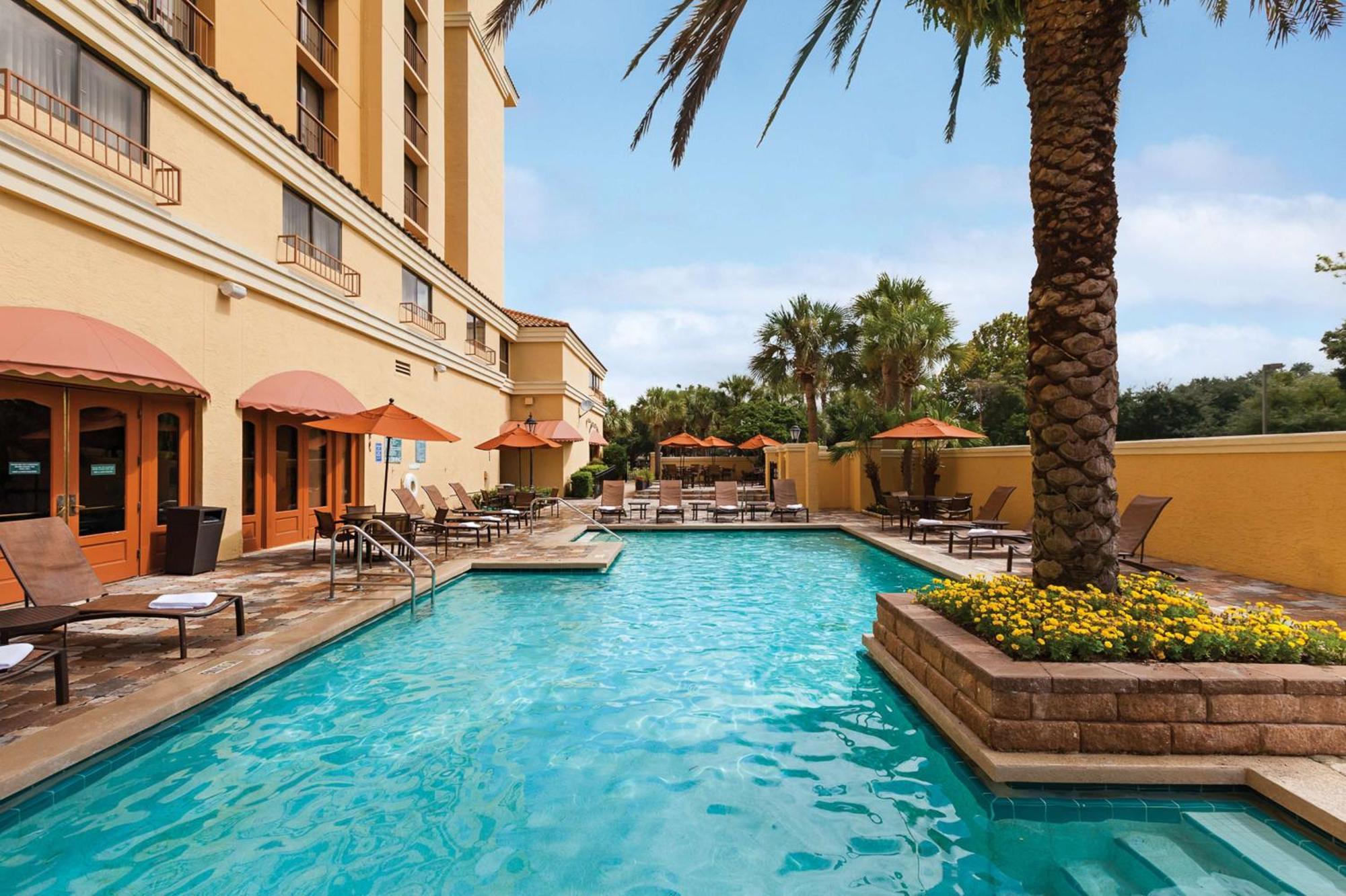 Embassy Suites By Hilton Orlando International Drive Convention Center Williamsburg Экстерьер фото