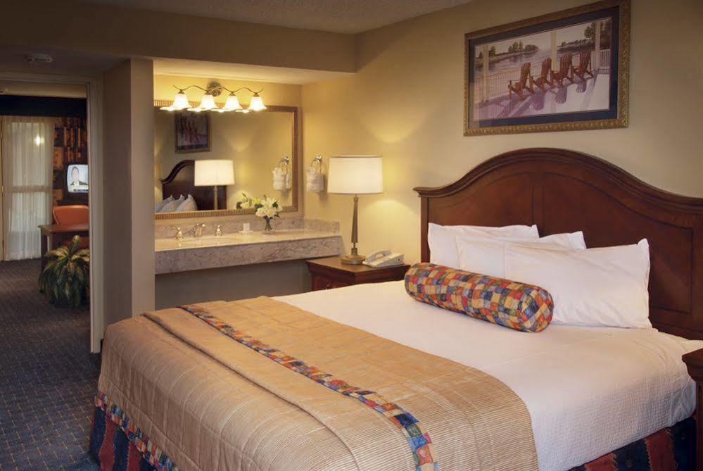 Embassy Suites By Hilton Orlando International Drive Convention Center Williamsburg Экстерьер фото