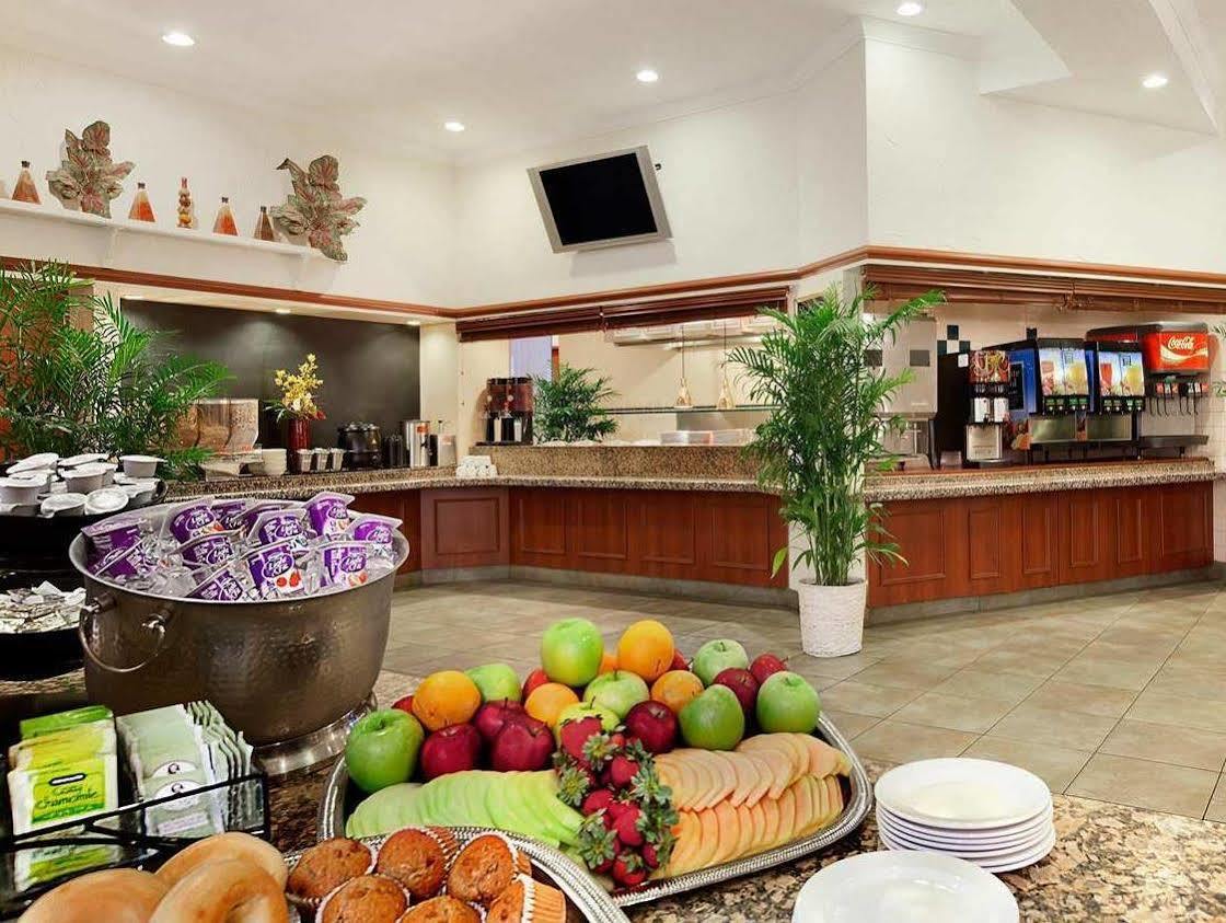Embassy Suites By Hilton Orlando International Drive Convention Center Williamsburg Экстерьер фото